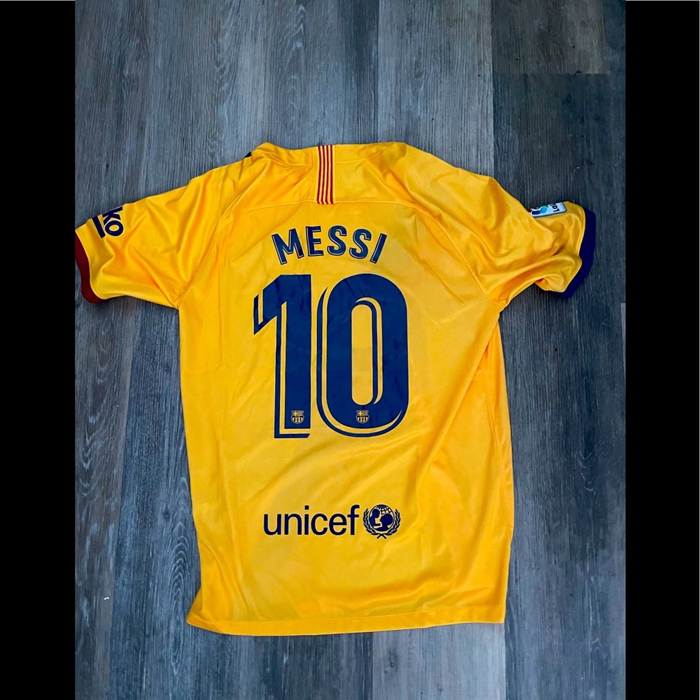 Messi Barcelona FC Jersey (Away)